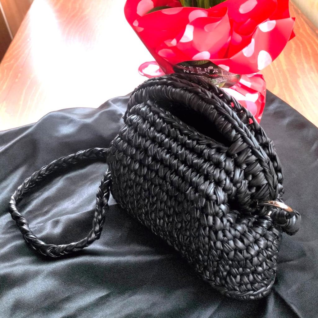 Borsa Nera ecopelle con tracolla